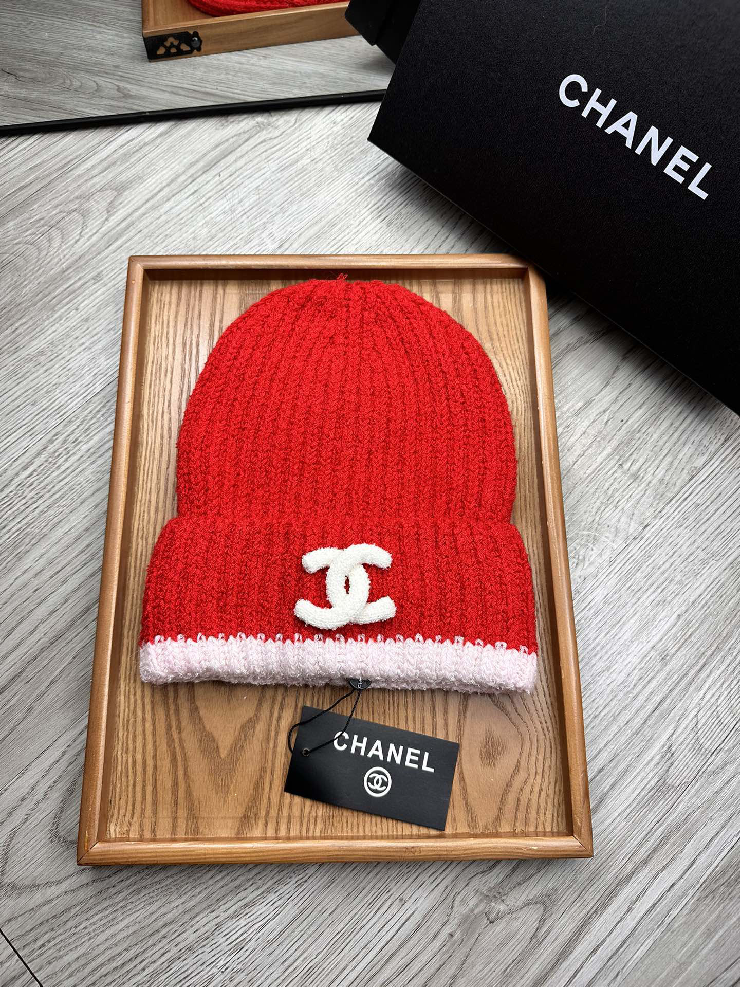 C Hat