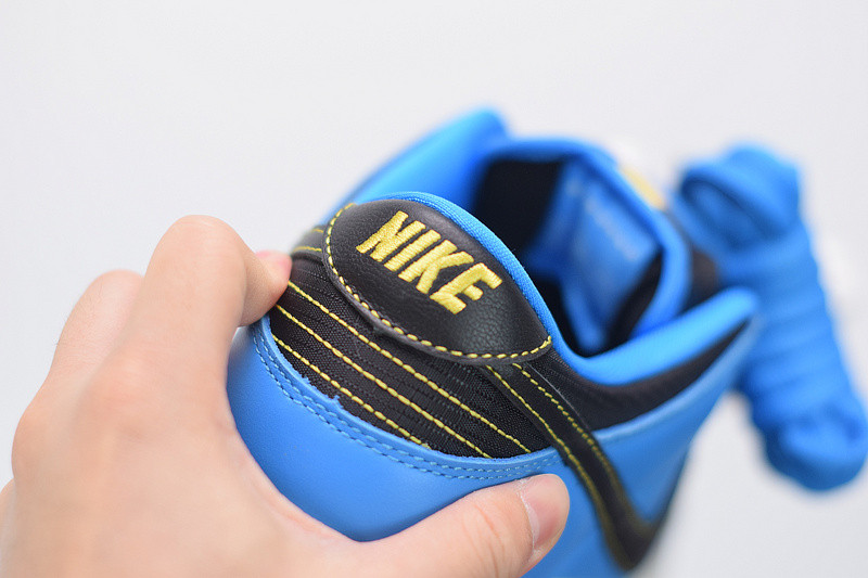 INSTANT SKATEBOARD X NIKE DUNK SB LOW CZ5128-400