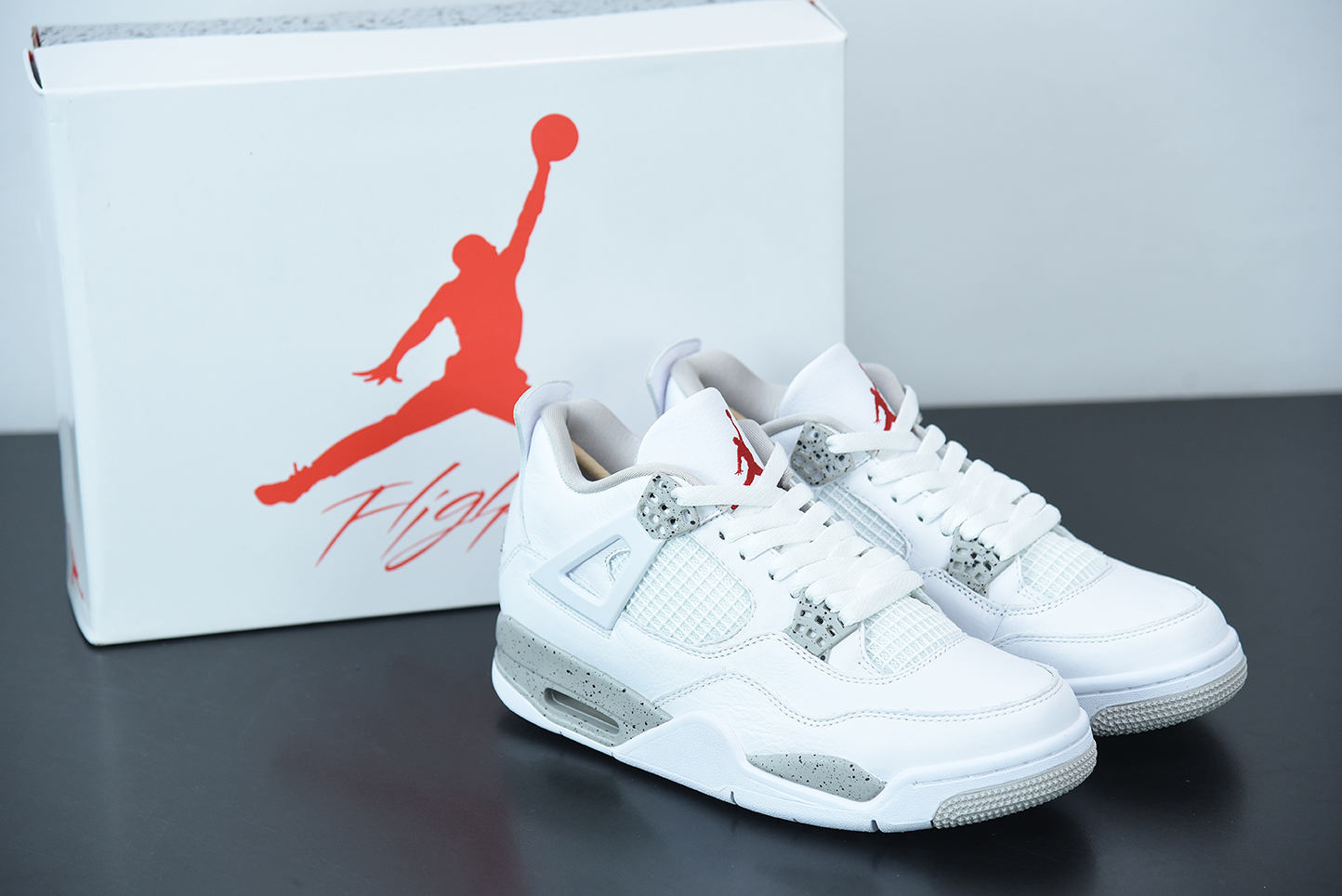 AIR JORDAN 4 WHITE OREO TECH GREY CT8527-100