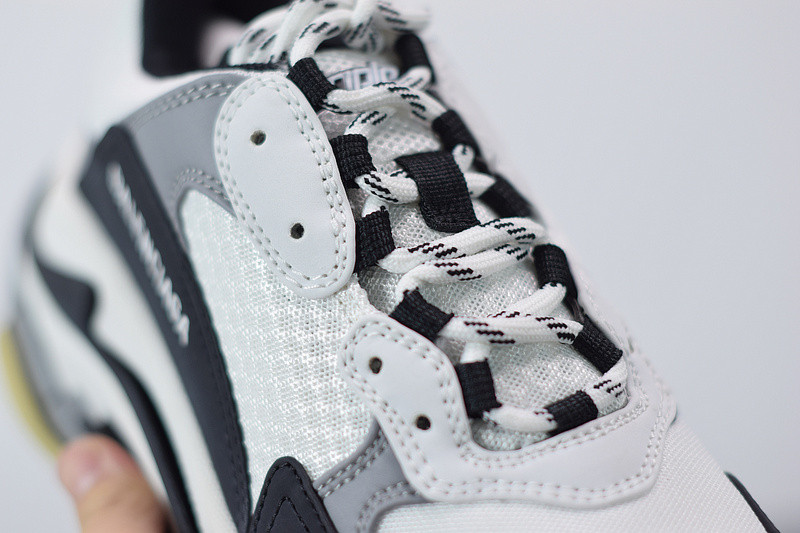 BC TRIPLE S 536737 W09OM 9072