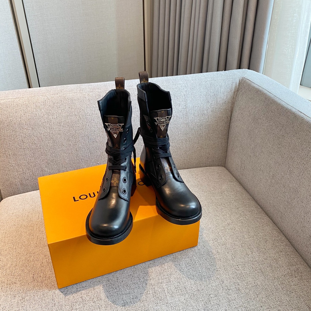 LVT BOOTS