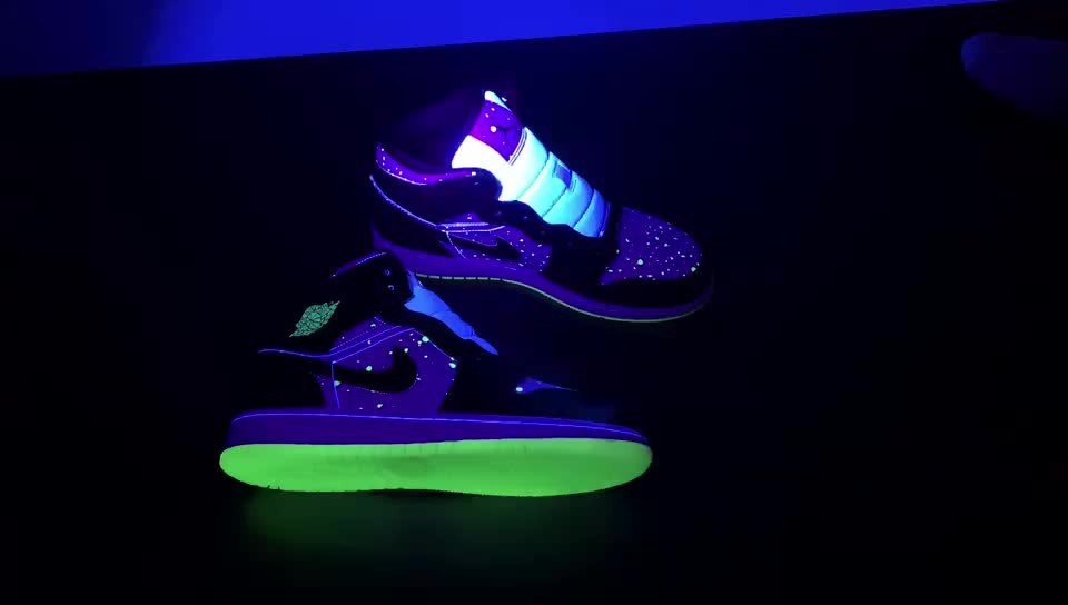 AIR JORDAN 1 MID SE GS