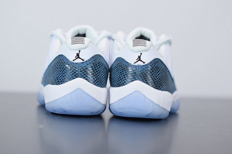 AIR JORDAN 11 RETRO LOW