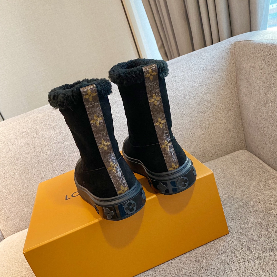 LVT BOOTS