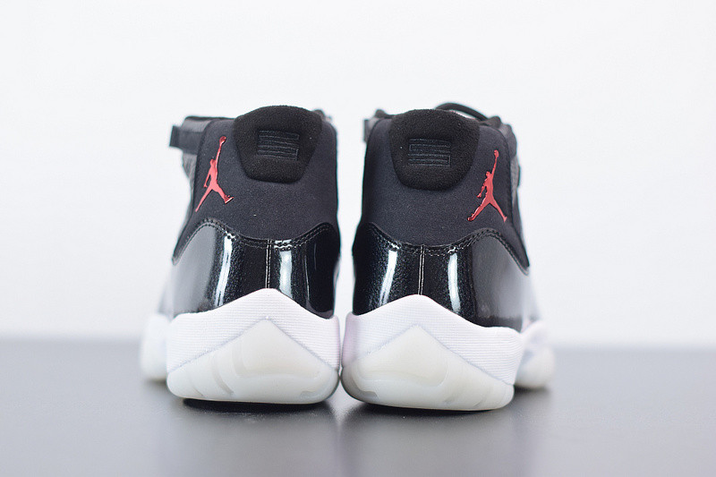 AIR JORDAN 11 RETRO "72-10" 378037-002