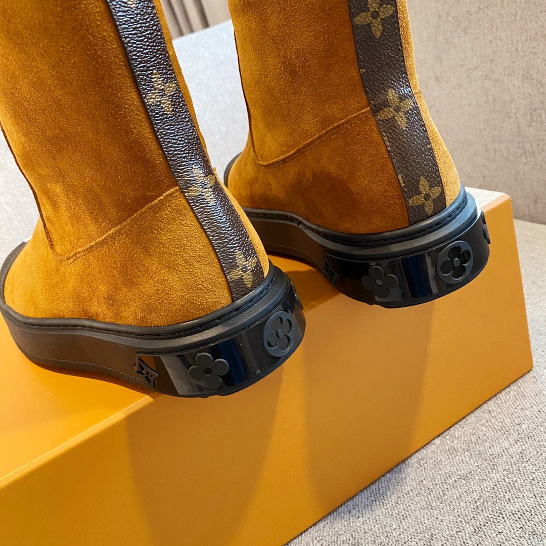 LVT BOOTS