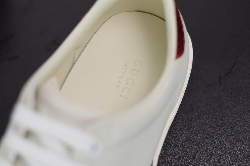 G*u*i ace embroidered low-top sneaker