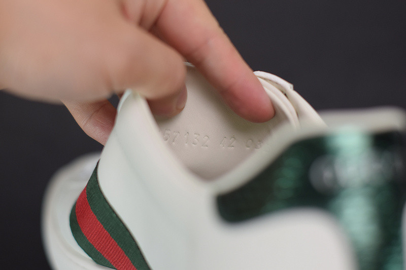 G*u*i ace embroidered low-top sneaker