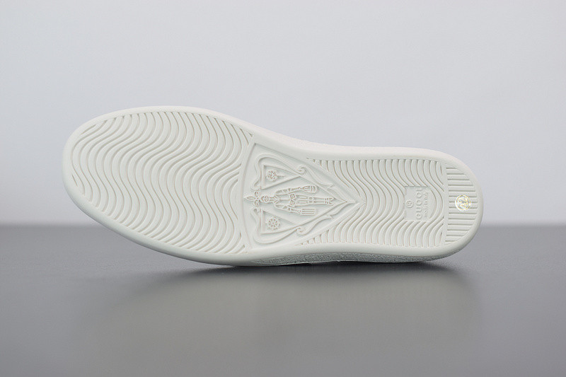 G*u*i ace embroidered low-top sneaker