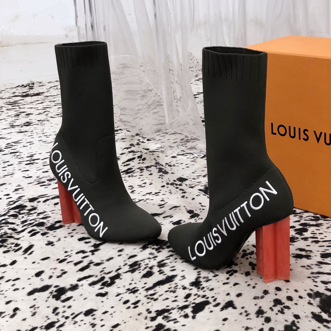 LVT BOOTS