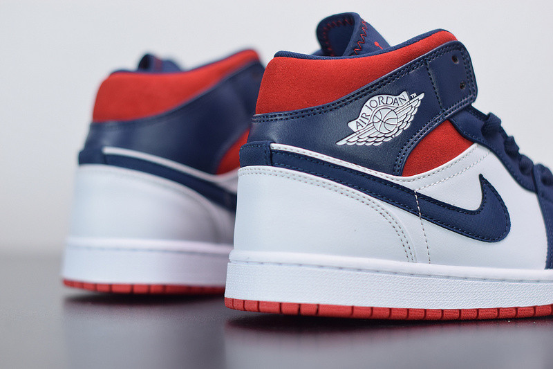 AIR JORDAN 1 MID SE 852542-104