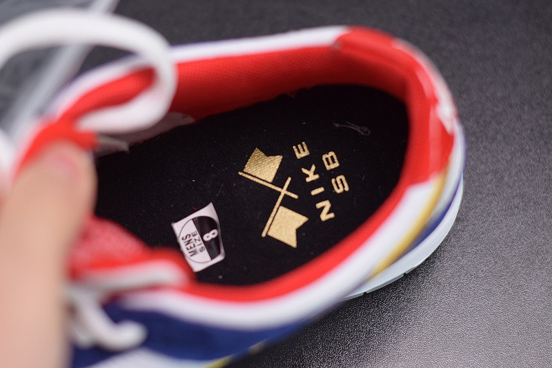 NIKE SB DUNK SB LOW ISHOD WAIR "BMW" 839685-416