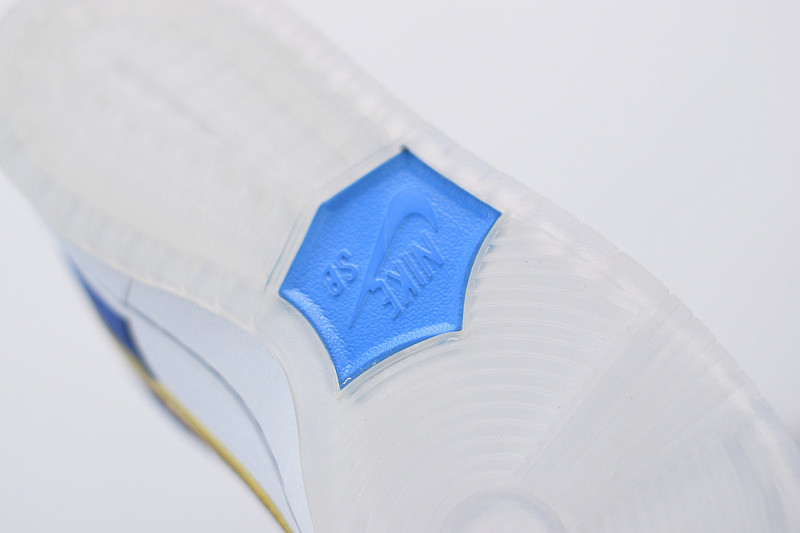 NIKE SB DUNK SB LOW ISHOD WAIR "BMW" 839685-416