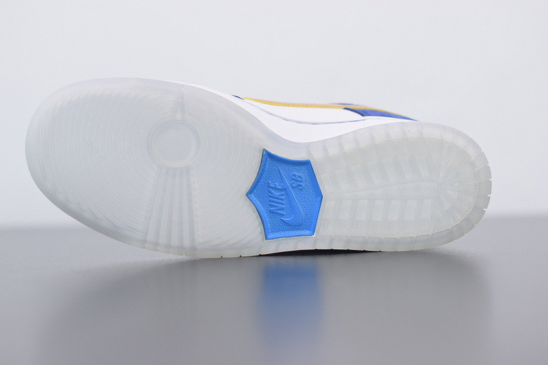 NIKE SB DUNK SB LOW ISHOD WAIR "BMW" 839685-416