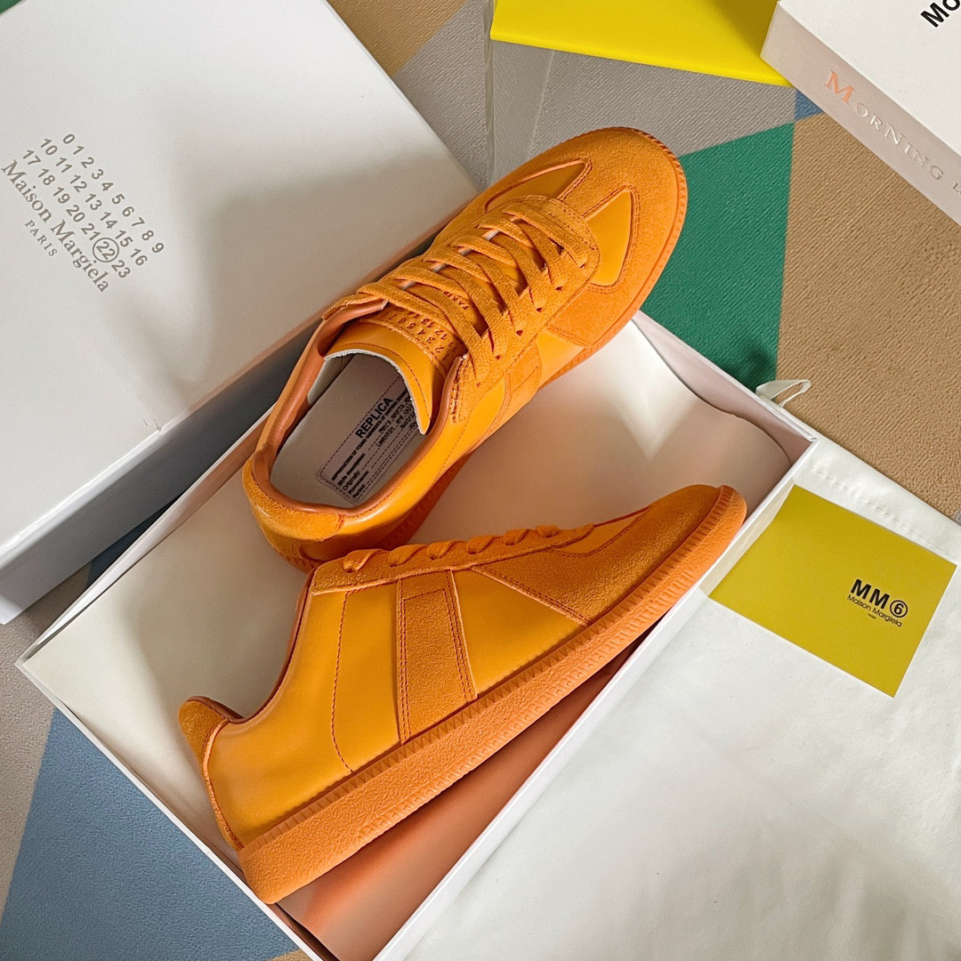 ma*s*n Ma*i*la sneaker