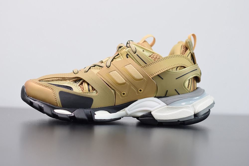 BC TRACK SNEAKER