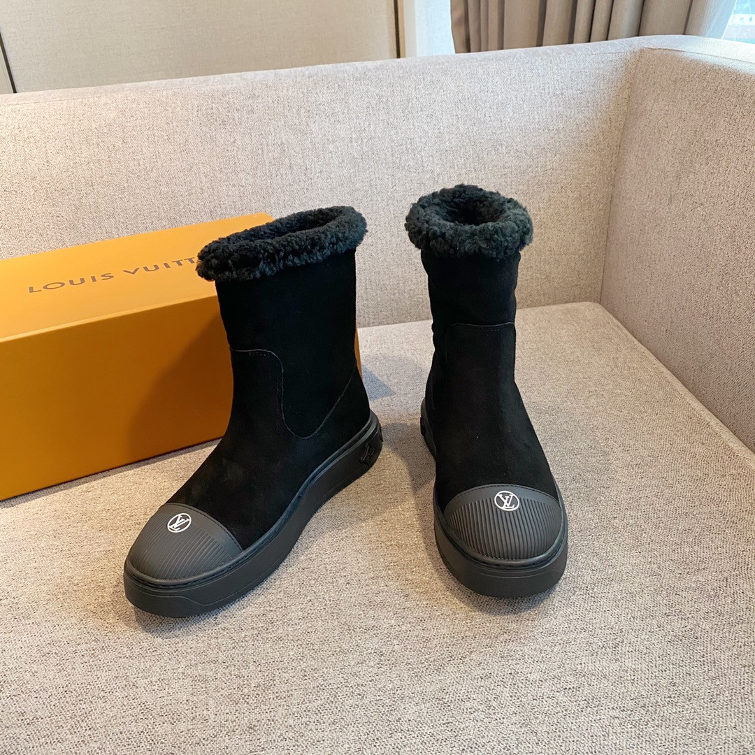 LVT BOOTS