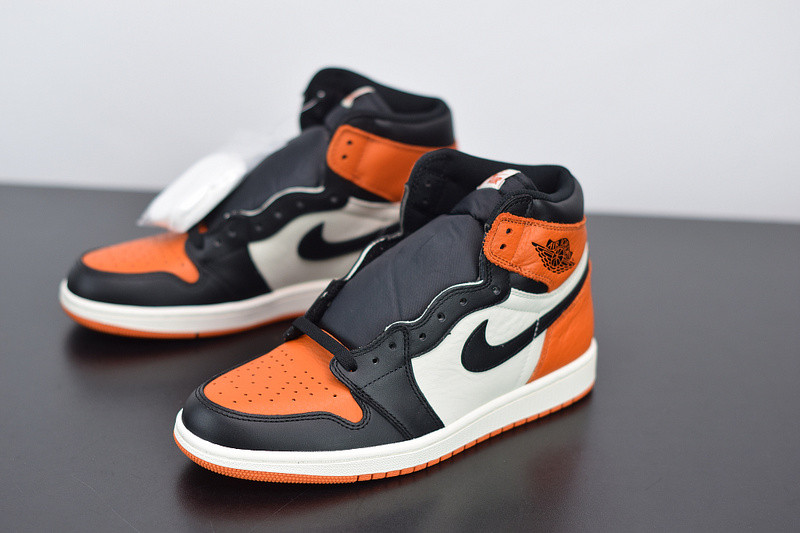 AIR JORDAN 1 RETRO HIGH OG "SHATTERED BACKBOARD" 555088-005