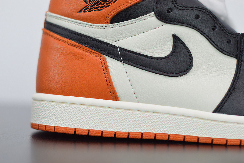 AIR JORDAN 1 RETRO HIGH OG "SHATTERED BACKBOARD" 555088-005