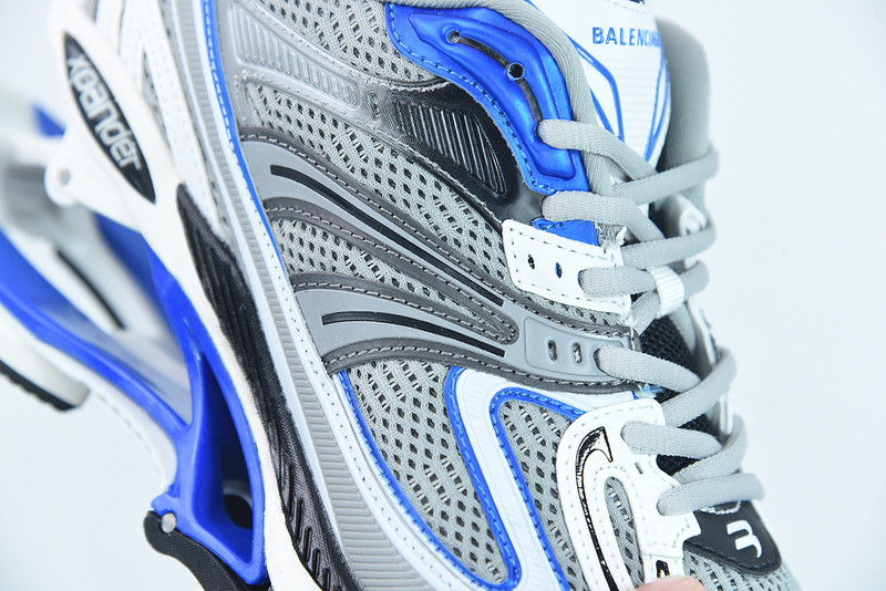 BC X-PANDER 6.0 TRAINER 653871 W2RA4 4012