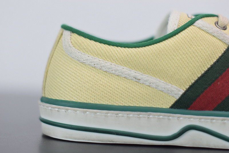 G*u*i sneaker