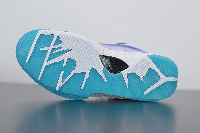 ZOOM KOBE 4 PROTRO DRAFT DAY AV6339-100