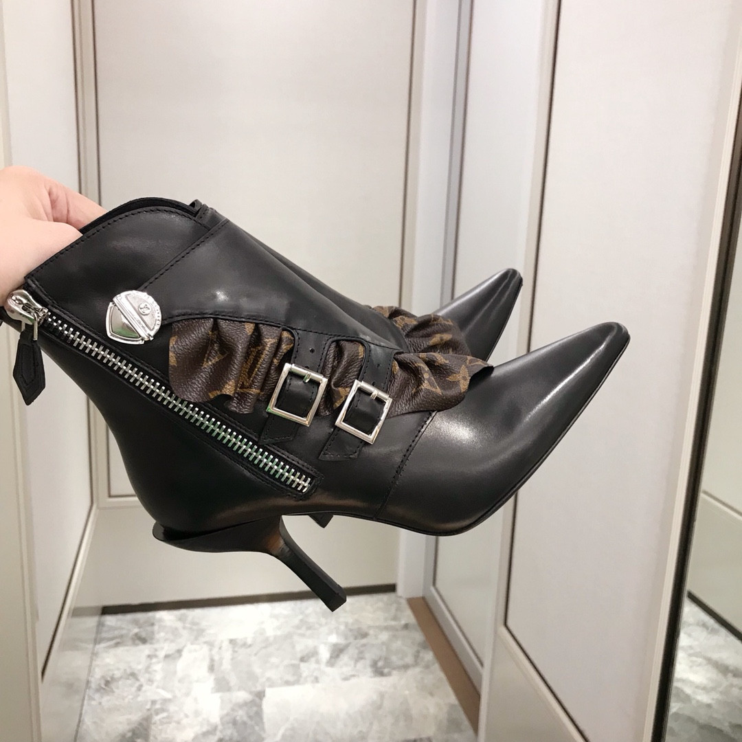 LVT BOOTS