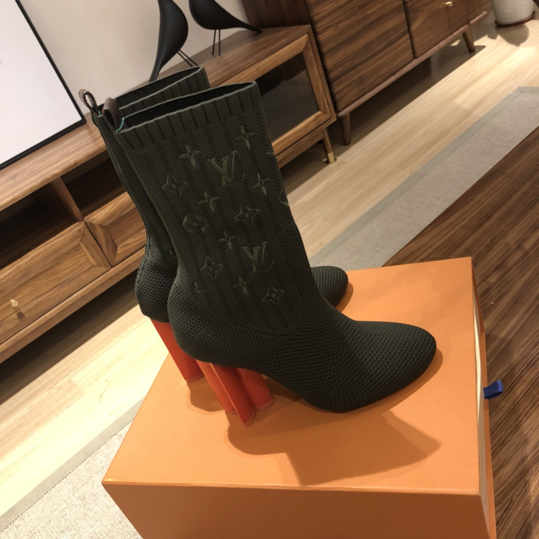 LVT BOOTS