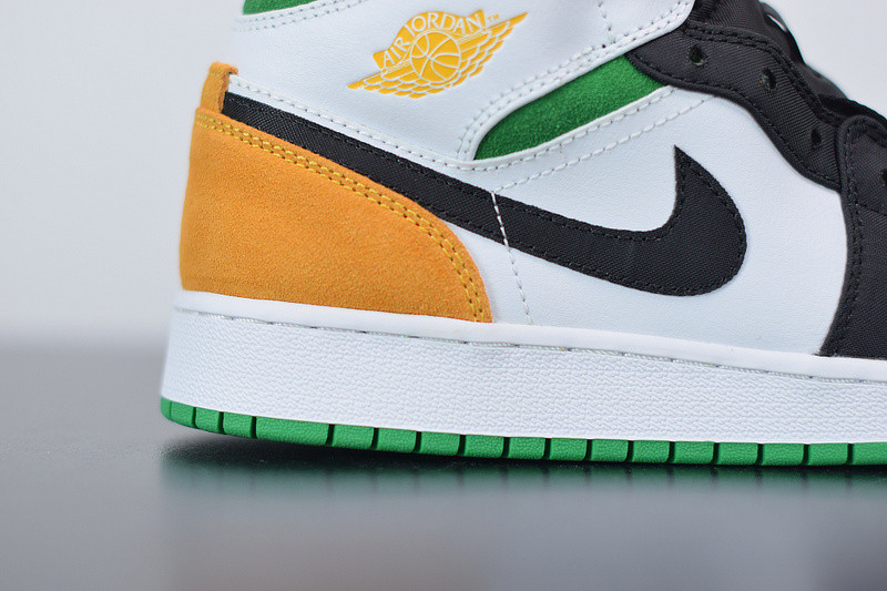 AIR JORDAN 1 MID SE WHITE LASER ORANGE LUCKY GREEN (GS) BQ6931-101