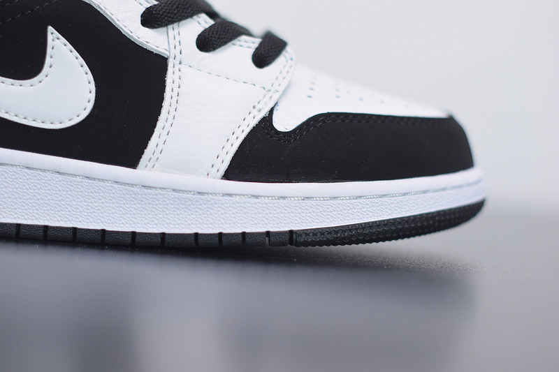 AIR JORDAN 1 MID WHITE BLACK 554725-113