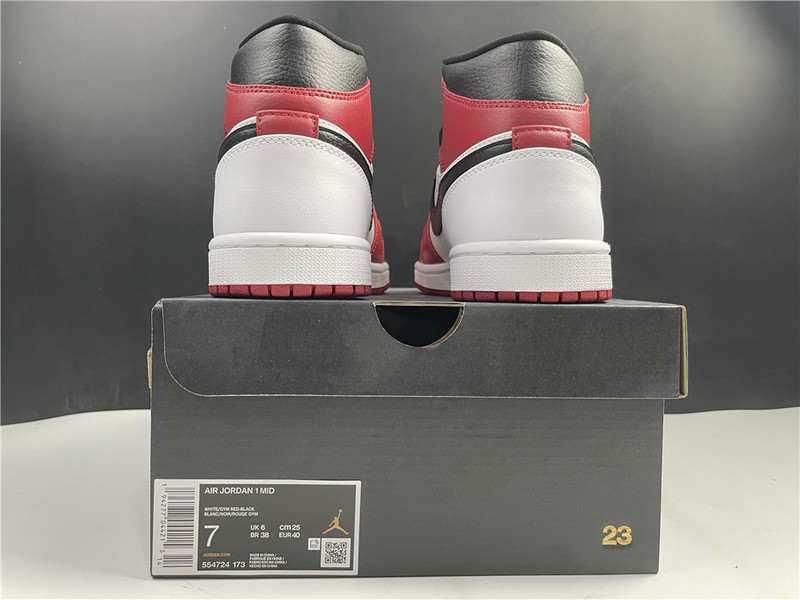 AIR JORDAN 1 MID CHICAGO (2020) 554724-173