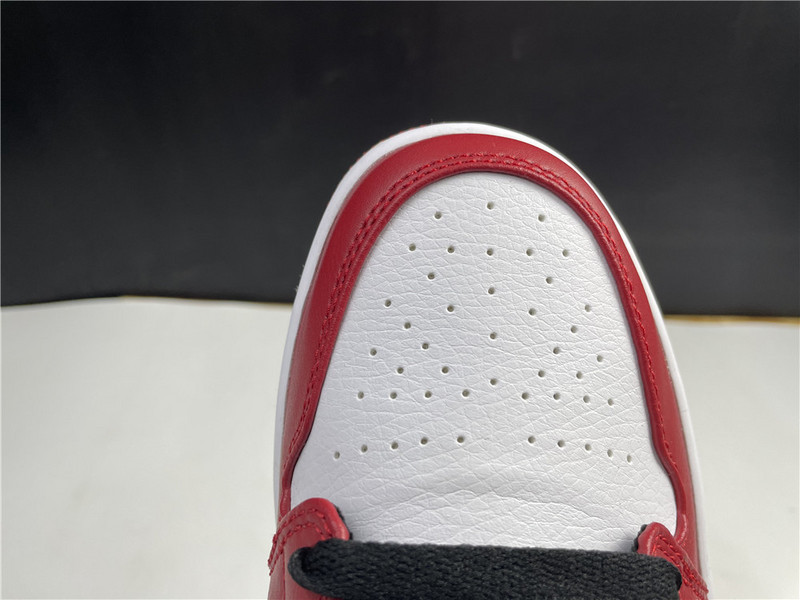 AIR JORDAN 1 MID CHICAGO (2020) 554724-173