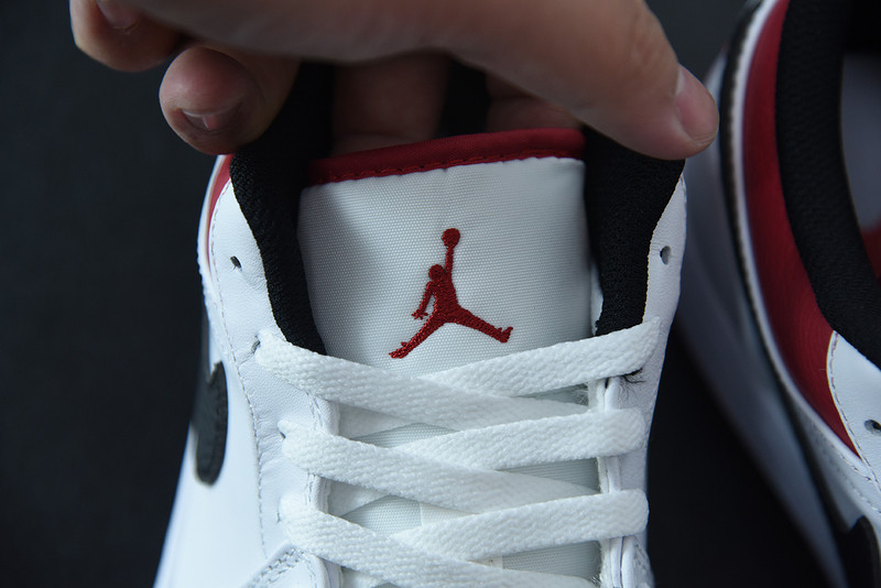 AIR JORDAN 1 LOW WHITE UNIVERSITY RED BLACK 553558-118