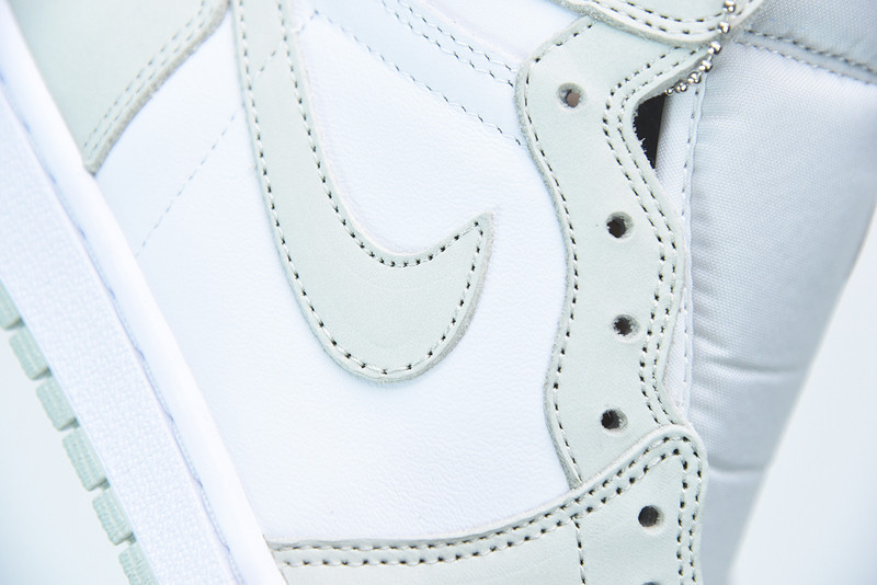 AIR JORDAN 1 HIGH OG ‘SEAFOAM‘ CD0461-002