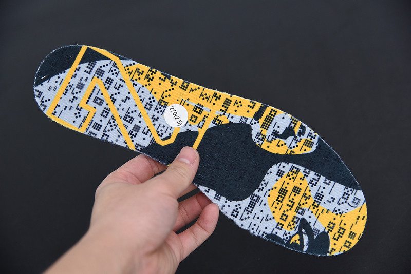 NIKE ZOOM KOBE 5 WHITE BLACK YELLOW 386430-104