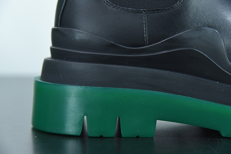 BOTTEGA VENETA SNEAKER