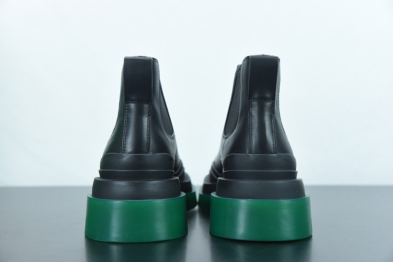 BOTTEGA VENETA SNEAKER