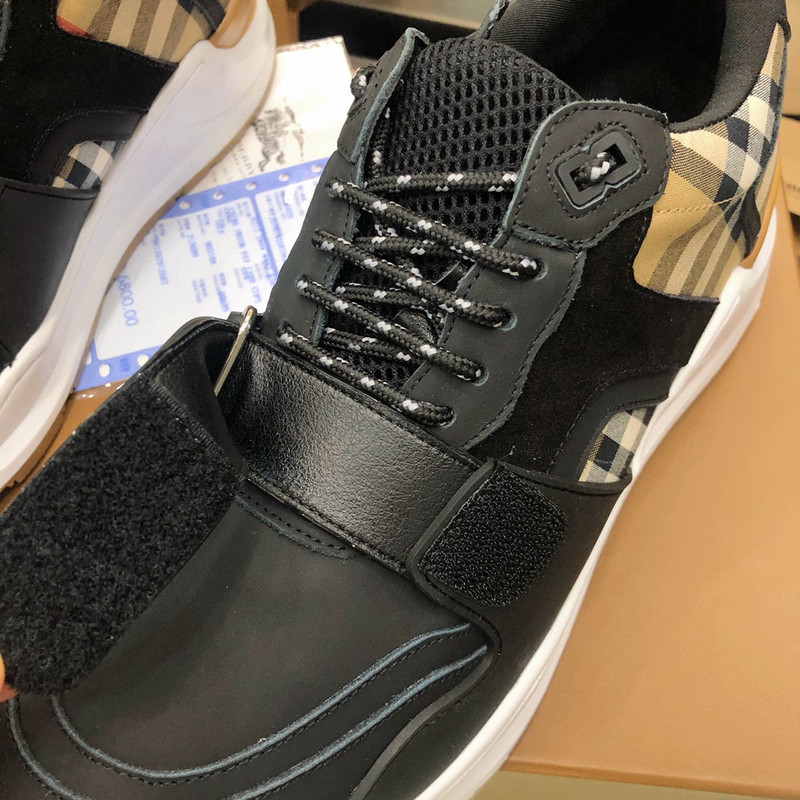 Burberry Sneaker
