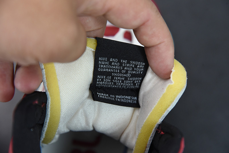 AMBUSH X NIKE DUNK HIGH “CHICAGO” CU7544-102