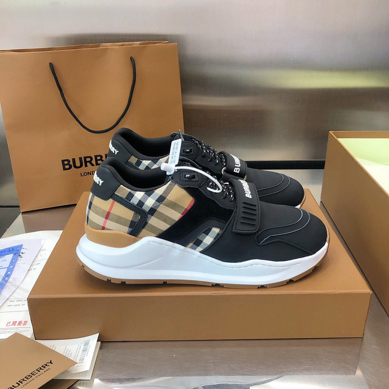 Burberry Sneaker