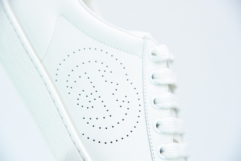 G*u*i sneaker