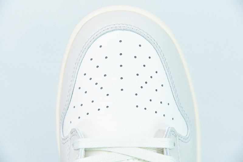 NIKE DUNK LOW “LIGHT BONE“ DD1503-107