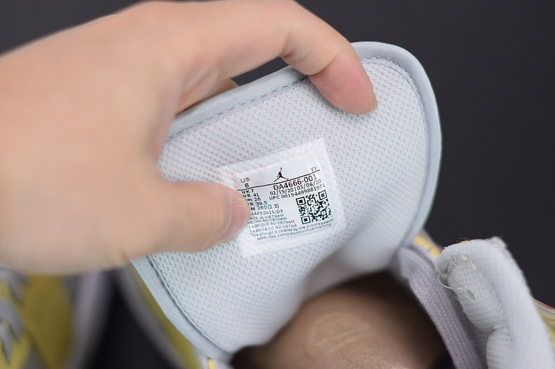 AIR JORDAN 1 MID MIXED TEXTURES YELLOW DA4666-001