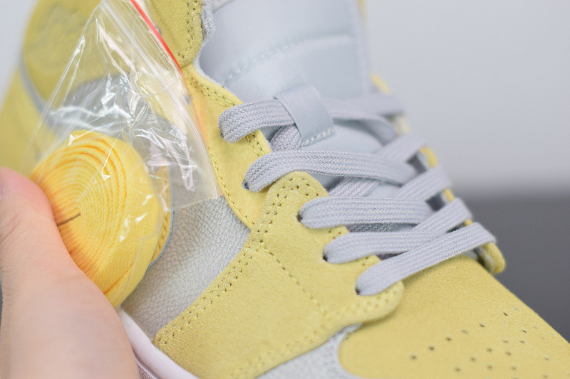 AIR JORDAN 1 MID MIXED TEXTURES YELLOW DA4666-001