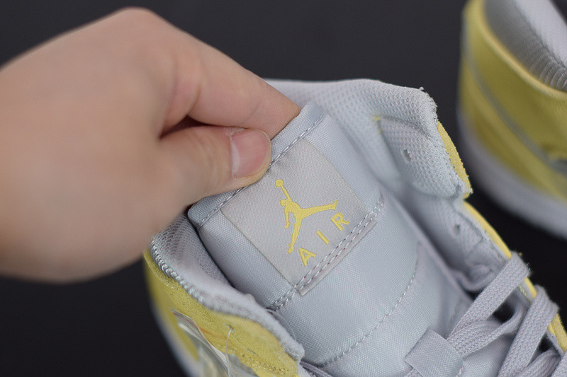 AIR JORDAN 1 MID MIXED TEXTURES YELLOW DA4666-001