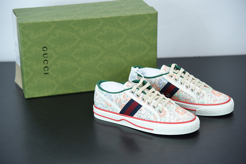 G*u*i sneaker