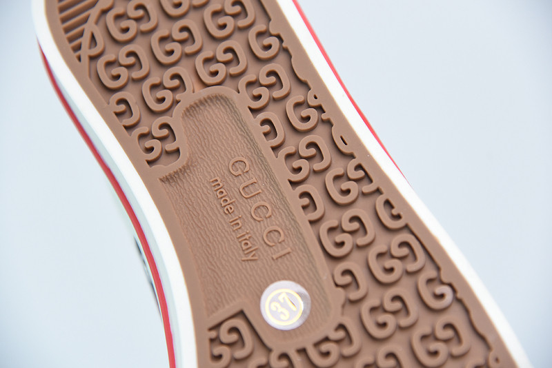 G*u*i sneaker