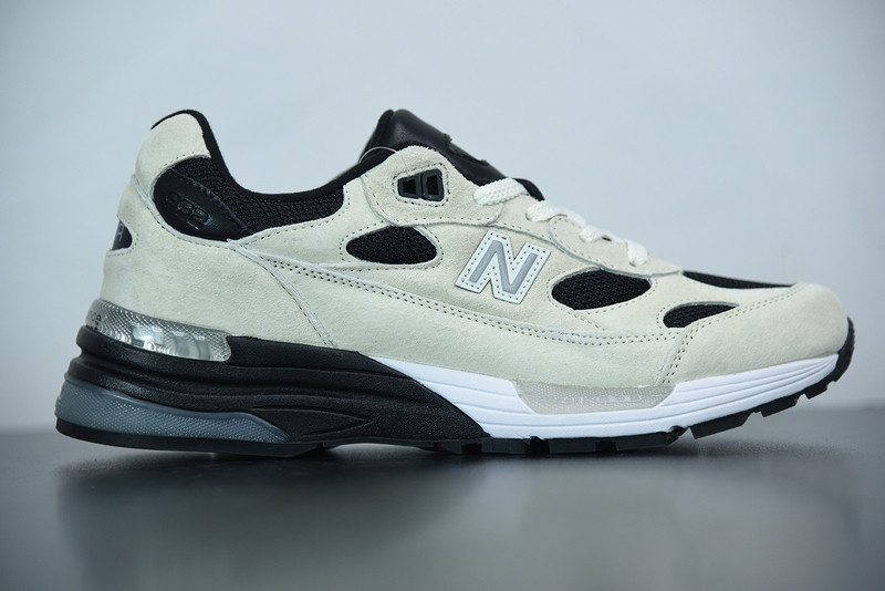 NEW BALANCE M992 M992YN2