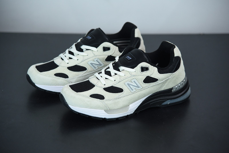 NEW BALANCE M992 M992YN2