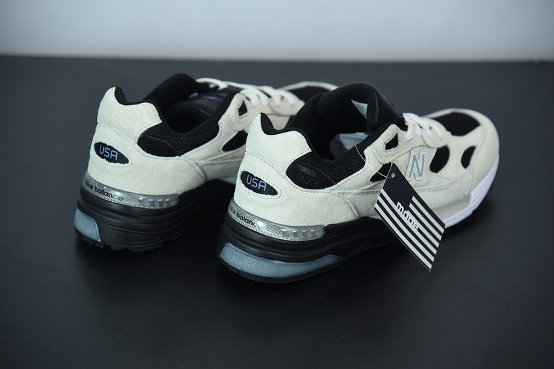 NEW BALANCE M992 M992YN2